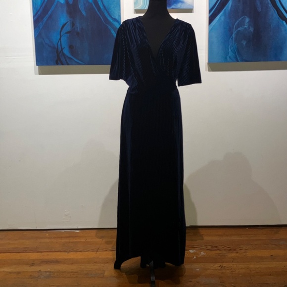 Navy blue O/S plus size Velour dress - Picture 12 of 12